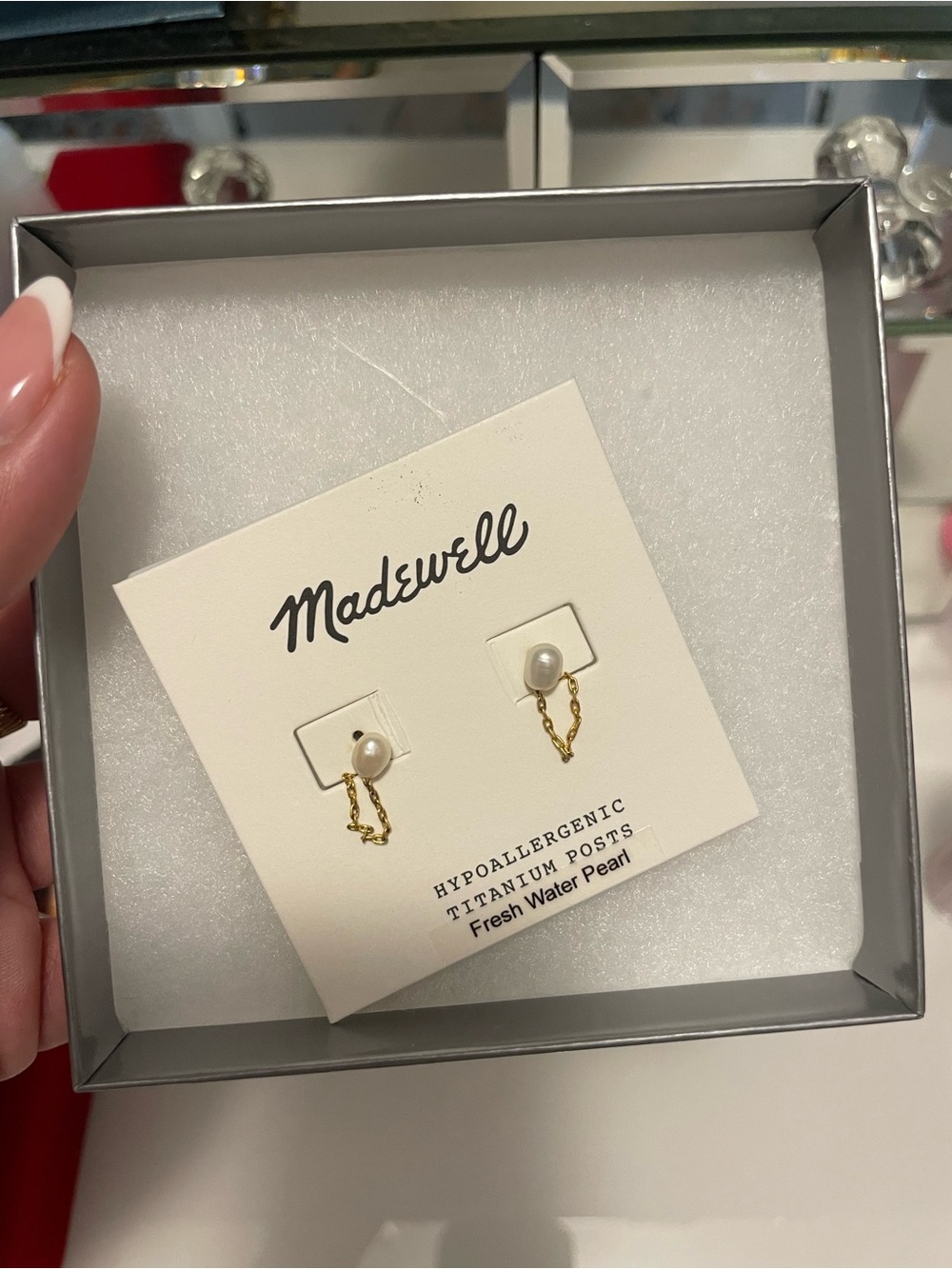 Madewell Gold Chain and White Pearl Drop Stud Earrings